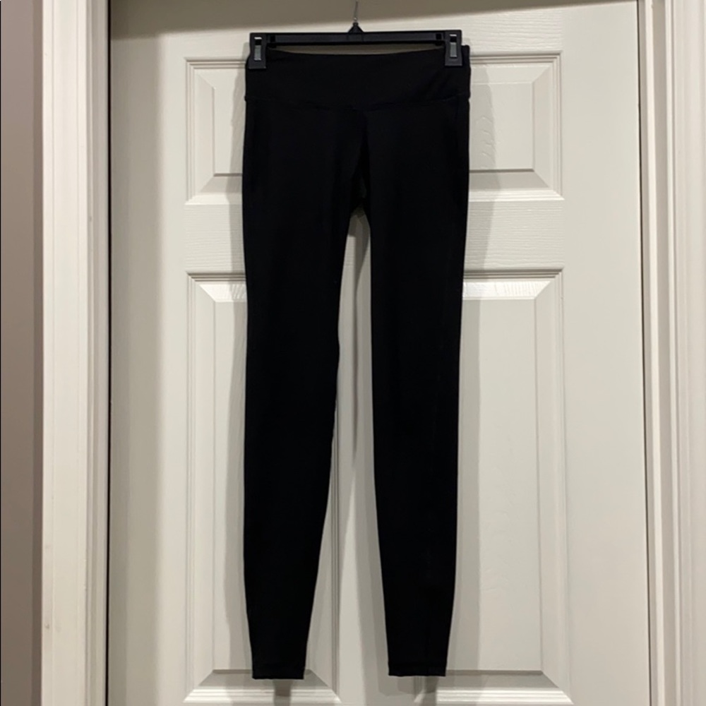 black leggings